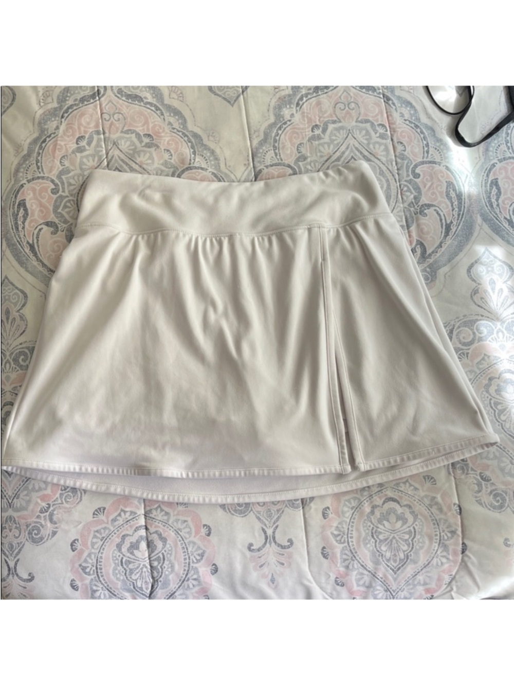Wild Fable Butter Bliss White Athletic Skirt